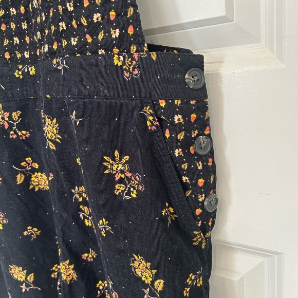Madewell Corduroy Cross-Back Overalls in Forest Floral Mix - Picture 9 of 15